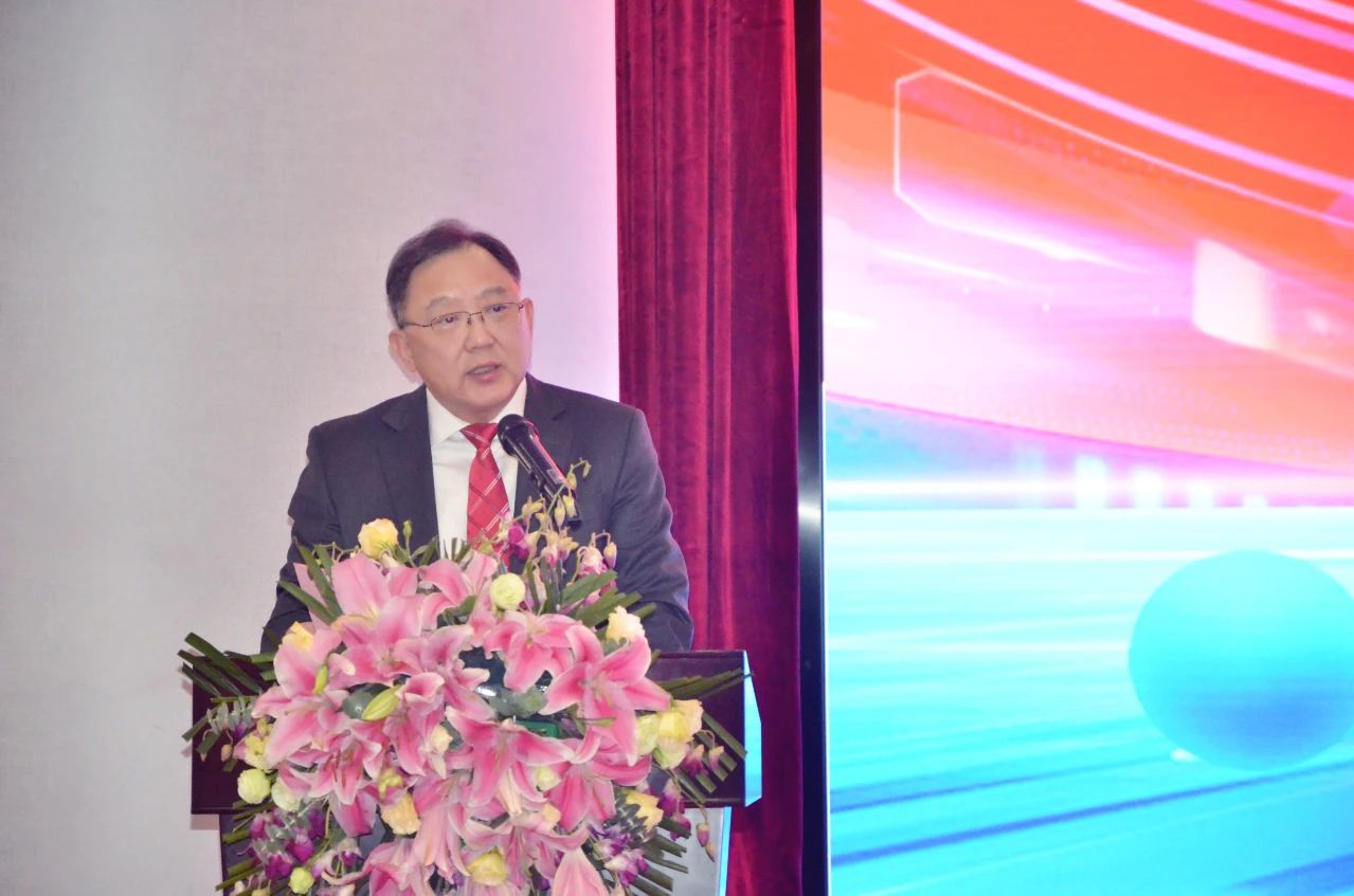 “凝心聚力，厚積薄發(fā)”——三聚陽光舉辦2025年新春年會(huì)